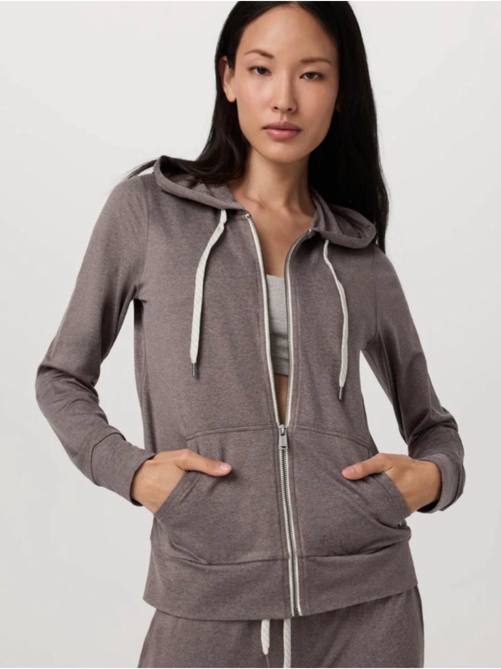 Vuori: Women's Halo Performance Hoodie 2.0